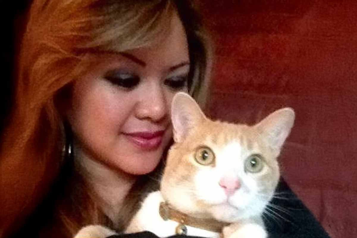 Cherryl Castano fun photo